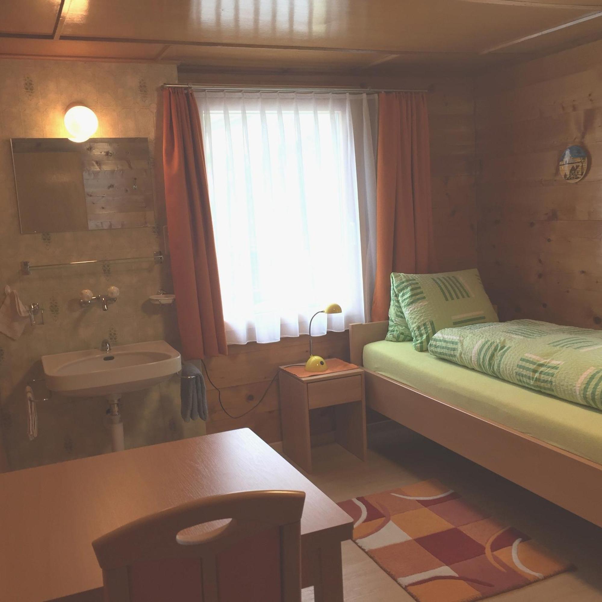 Sunnegga Apartment เกรเชิน ภายนอก รูปภาพ