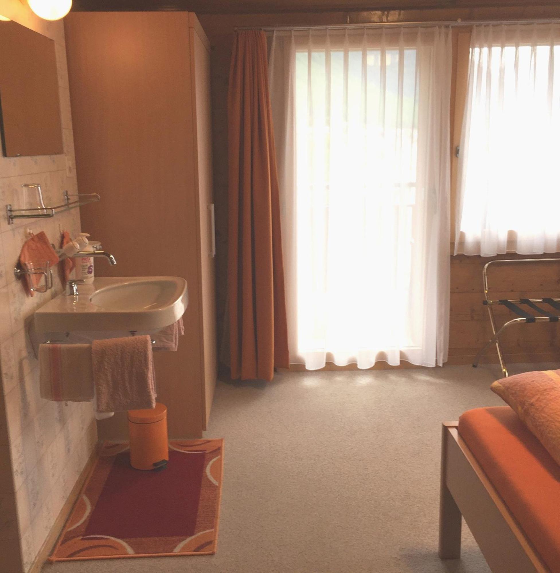 Sunnegga Apartment เกรเชิน ภายนอก รูปภาพ