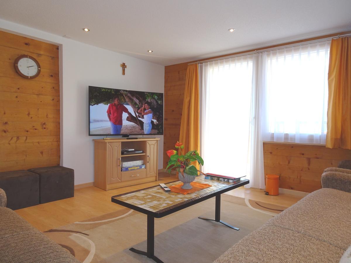 Sunnegga Apartment เกรเชิน ภายนอก รูปภาพ